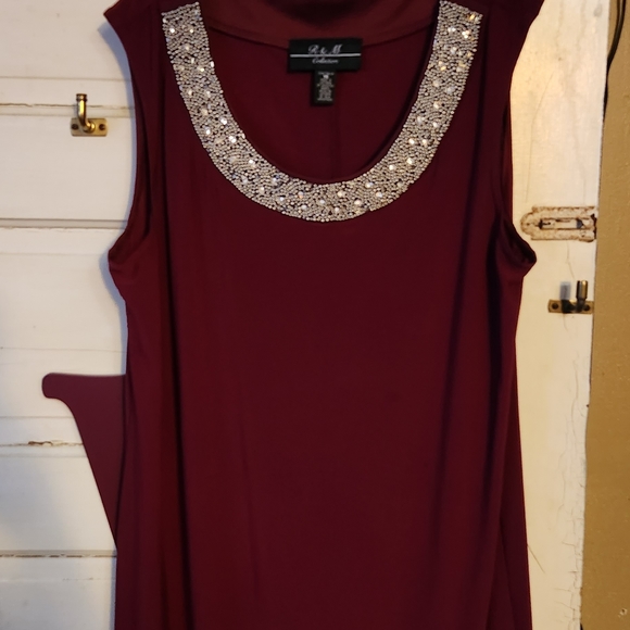 Formal Dress - Picture 2 of 3